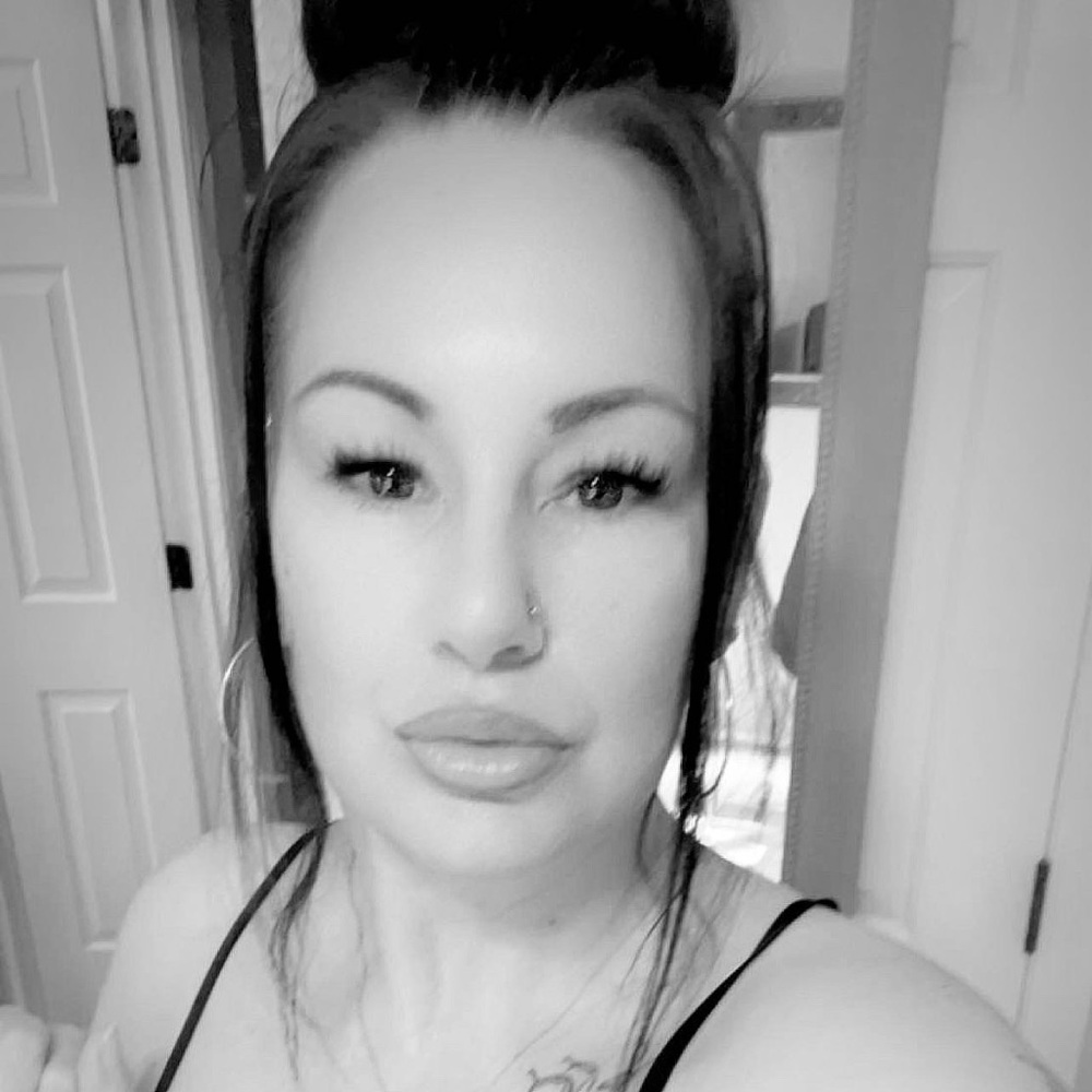 Meet your Posher, Carly